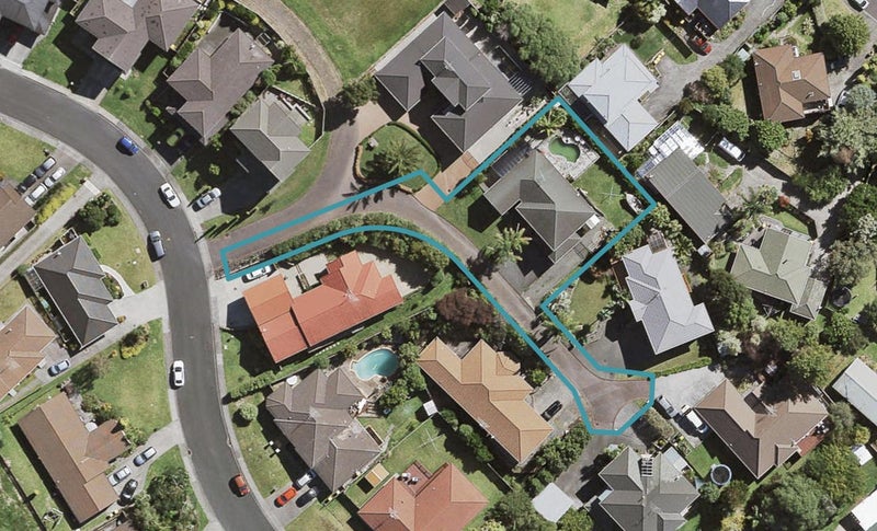 16 Vintage Drive, Henderson, Auckland - Carousel 1