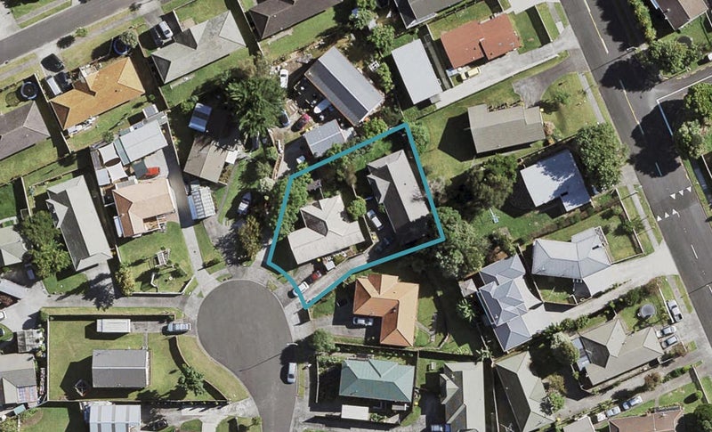 2/9 Rhine Place, Weymouth, Auckland - Carousel 1