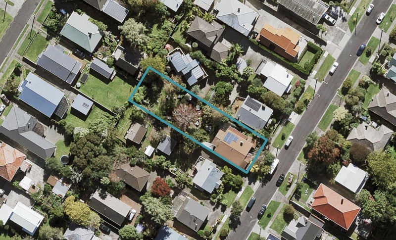 13 Watea Road, Sandringham, Auckland - Carousel 1