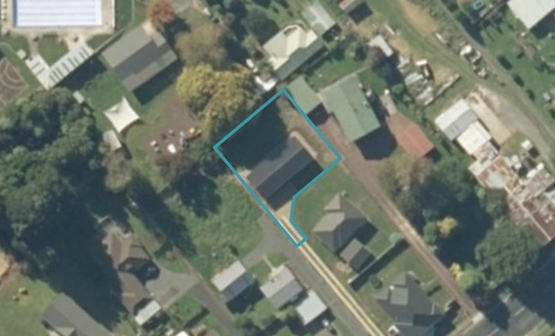 11C Okoroire St, Tirau, Tirau - Carousel 1