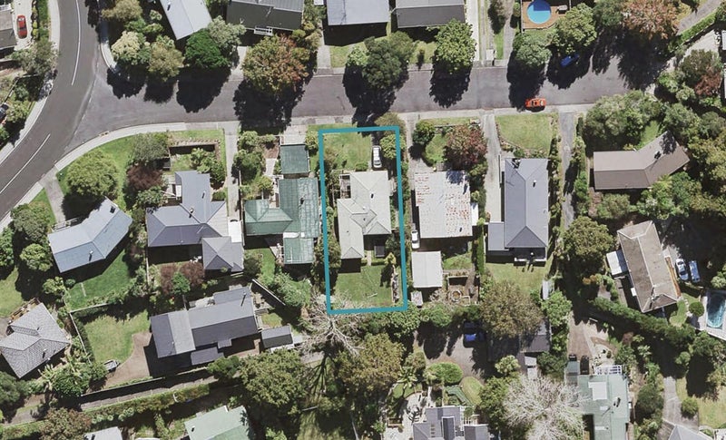 5 Vienna Place, Birkenhead, Auckland - Carousel 1