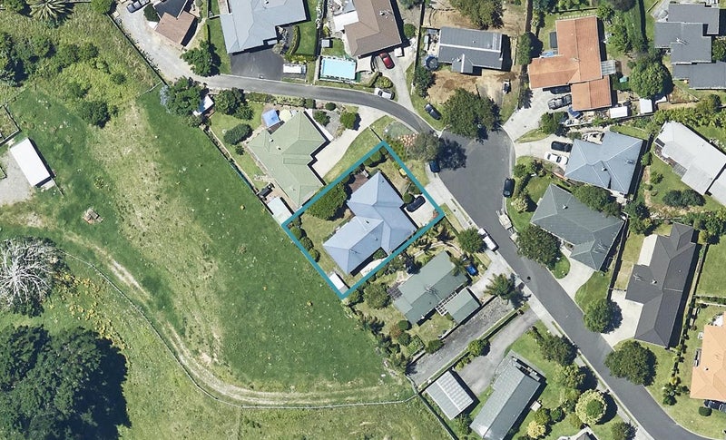 17 Norwich Place, Bethlehem, Tauranga - Carousel 1