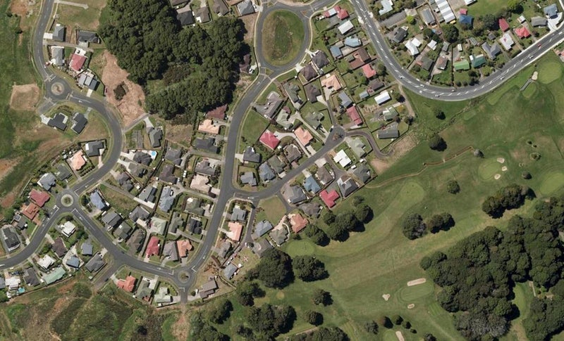 5 Lochiel Place, Kamo, Whangarei - Carousel 1