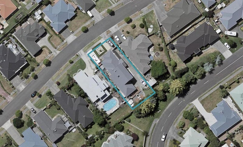 17 San Priamo Place, Paraparaumu Beach, Paraparaumu - Carousel 1
