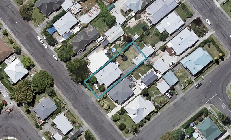 705 Rodney Street, Saint Leonards, Hastings - Carousel 1