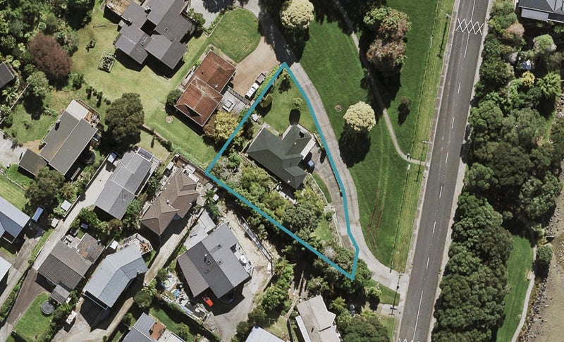 24 Frederick Street, Hillsborough, Auckland - Carousel 1