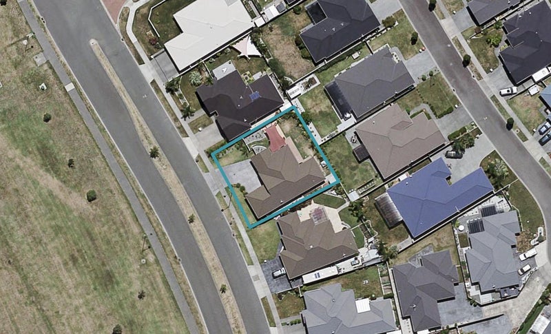 26 Orotu Drive, Poraiti, Napier - Carousel 1