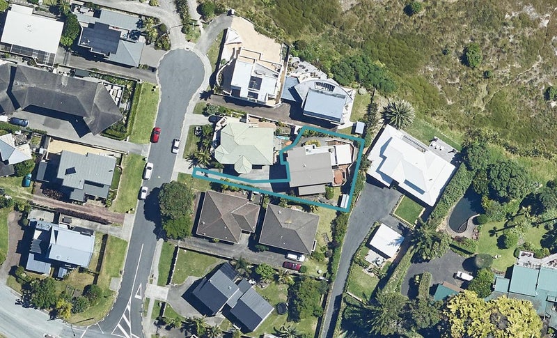 6B Pacific View Road, Papamoa Beach, Papamoa - Carousel 1