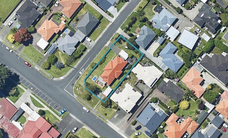 1 Briarley Street, Tauranga South, Tauranga - Carousel 1