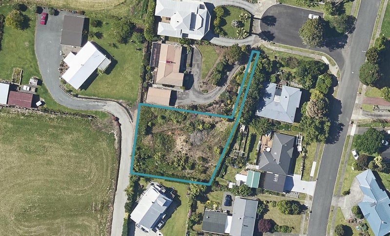 1 Denby Close, Athenree, Waihi Beach - Carousel 1