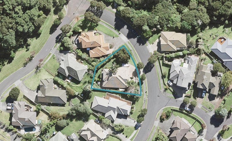 14 Woodridge Avenue, Northcross, Auckland - Carousel 1