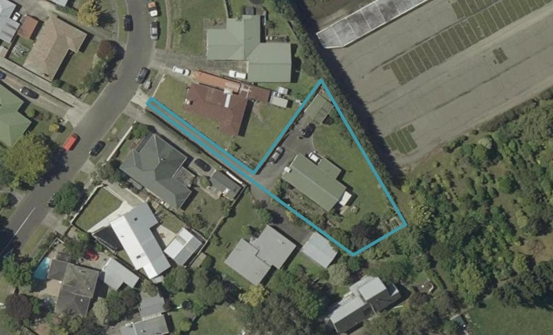14 Patea Place, Terrace End, Palmerston North - Carousel 1