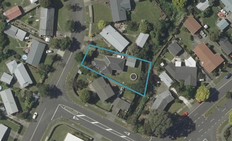 53 Apollo Parade, Milson, Palmerston North - Carousel 1