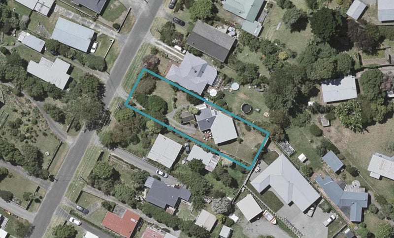 23 Dale Road, Raumati South, Paraparaumu - Carousel 1