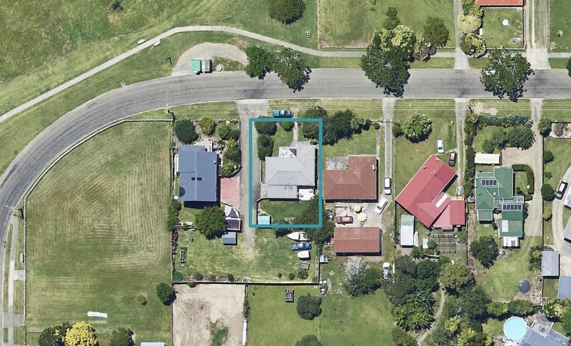 8 Ford Street, Opotiki, Opotiki - Carousel 1