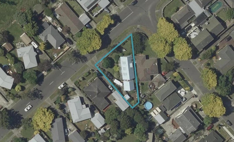 100 Benmore Avenue, Cloverlea, Palmerston North - Carousel 1