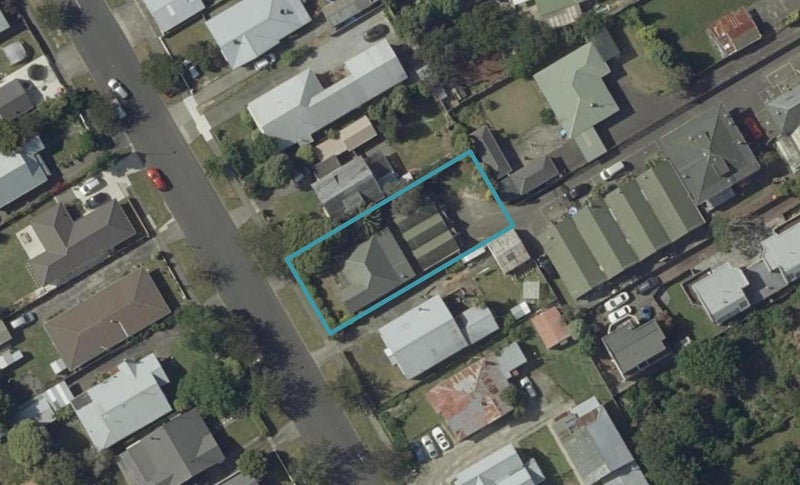 9 Bryant Street, Takaro, Palmerston North - Carousel 1