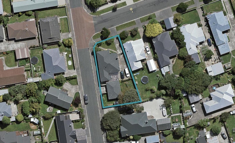 1 Robertson Street, Richmond, Invercargill - Carousel 1