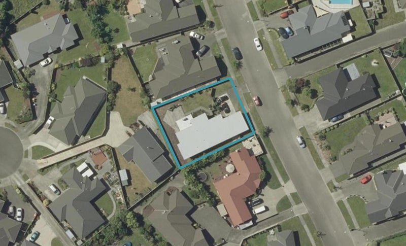 17 Johnstone Drive, Fitzherbert, Palmerston North - Carousel 1
