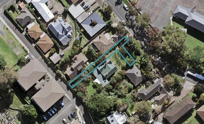 2/11 Sainsbury Road, Mount Albert, Auckland - Carousel 1