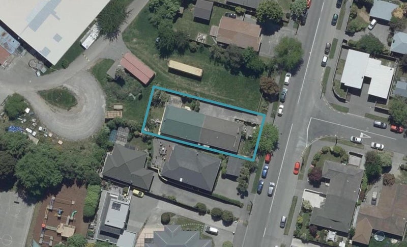 2/125 Roydvale Avenue, Burnside, Christchurch - Carousel 1