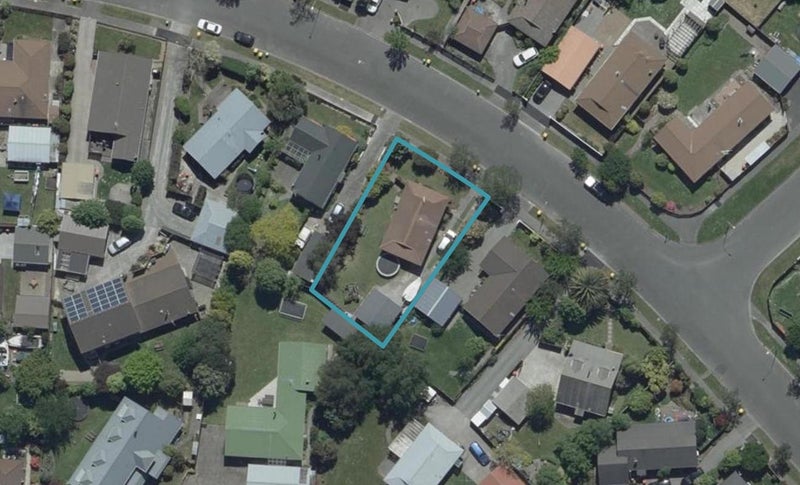56 Solomon Avenue, Redwood, Christchurch - Carousel 1