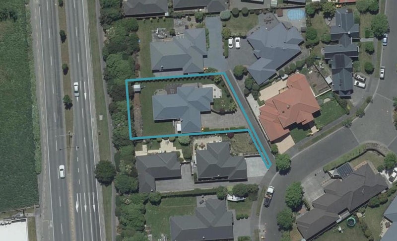 12 Baltimore Green, Shirley, Christchurch - Carousel 1