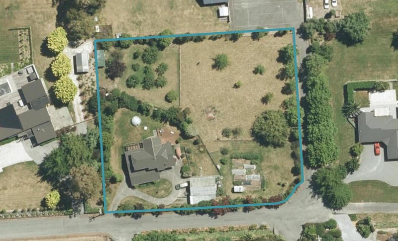 207 Oakwood Lane, Witherlea, Blenheim - Carousel 1