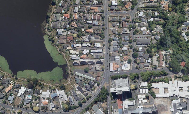 2/182 Pembroke Street, Hamilton Lake, Hamilton - Carousel 1