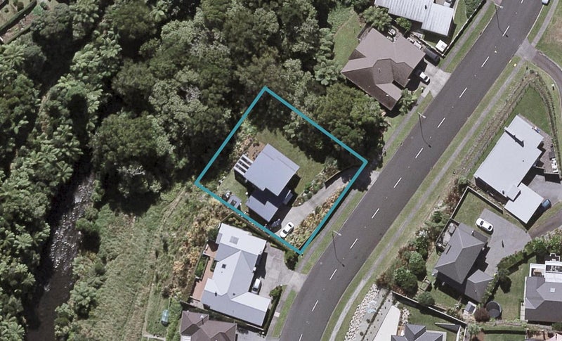 215 Heta Road, Merrilands, New Plymouth - Carousel 1