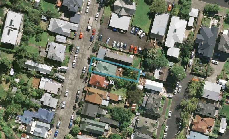 23 Claremont Street, Grafton, Auckland - Carousel 1