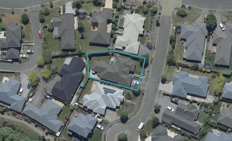 4 Milkers Gate, Parklands, Christchurch - Carousel 1