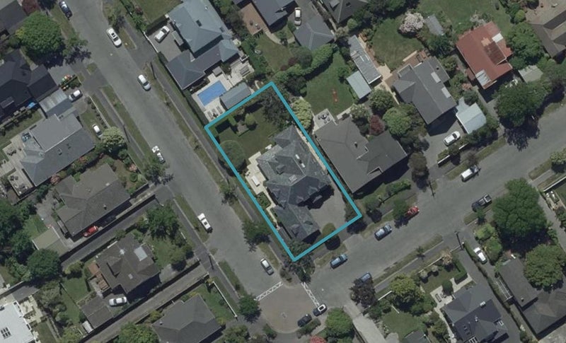 70 St Andrews Square, Strowan, Christchurch - Carousel 1