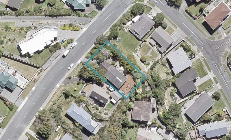 298 Maungaraki Road, Maungaraki, Lower Hutt - Carousel 1