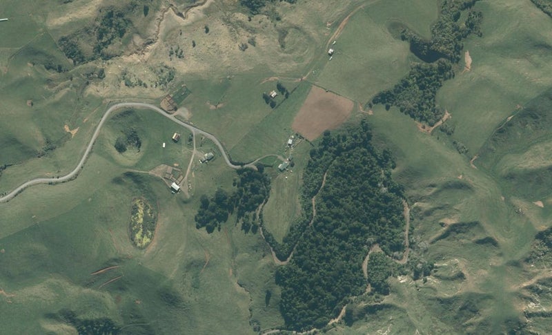 837 Kawhia Road, Makomako - Carousel 1