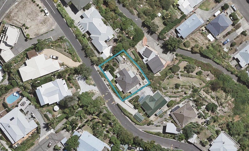 18 Seapoint Road, Bluff Hill, Napier - Carousel 1