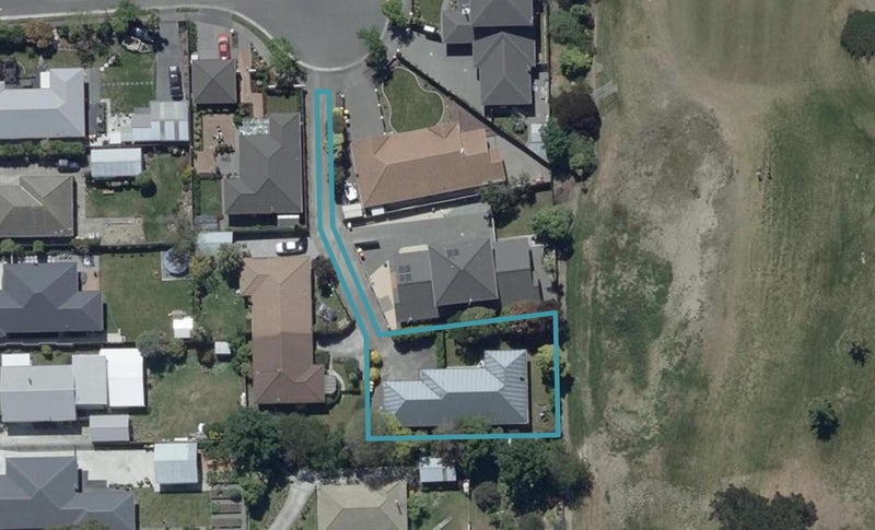 8 Florance Place, Parklands, Christchurch - Carousel 1