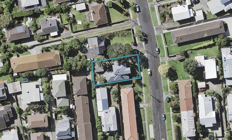 1 Wicklow Road, Narrow Neck, Auckland - Carousel 1