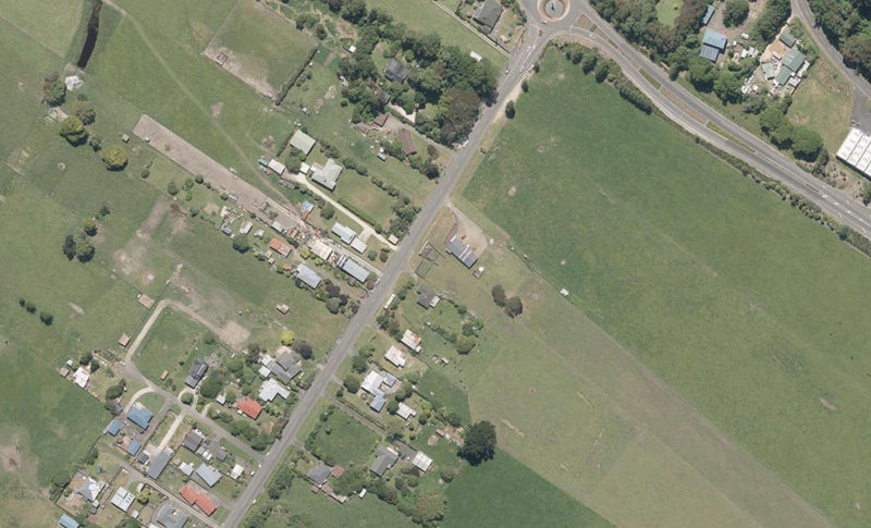 21 Wikitoria Road, Putiki, Whanganui - Carousel 1