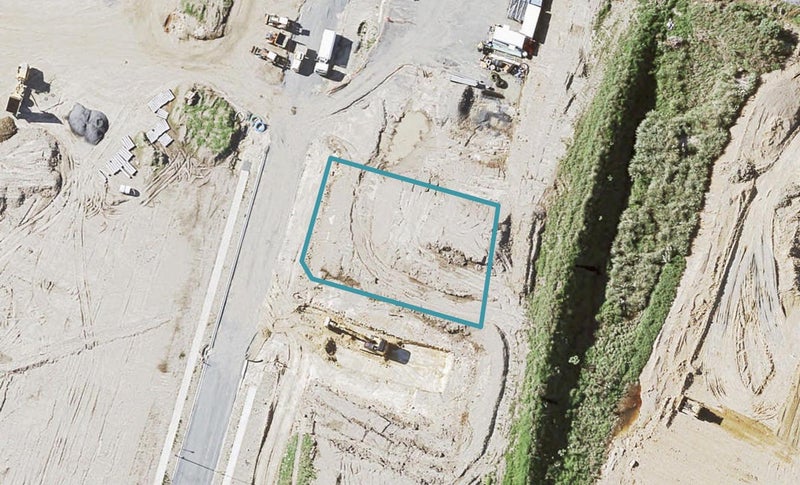 2 Marangai Place, Beachlands, Auckland - Carousel 1