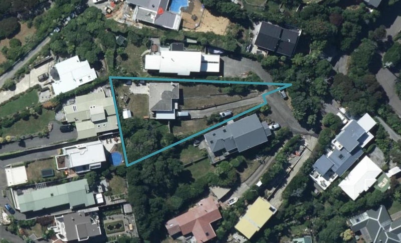 53 Gordon Road, Plimmerton, Porirua - Carousel 1