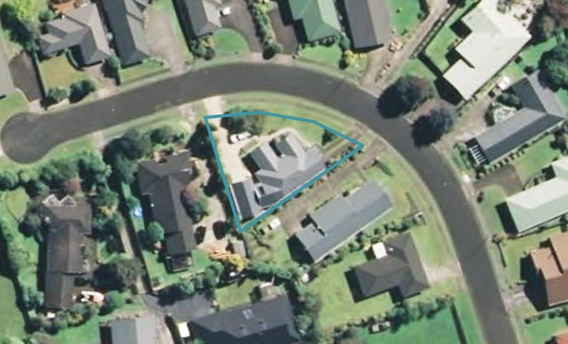 5 Verona Place, Stratford - Carousel 1