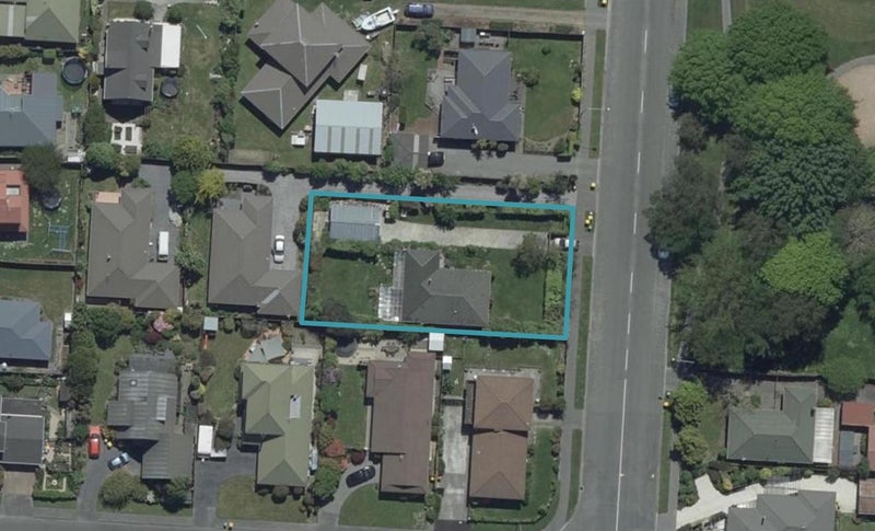 97 Grimseys Road, Redwood, Christchurch - Carousel 1