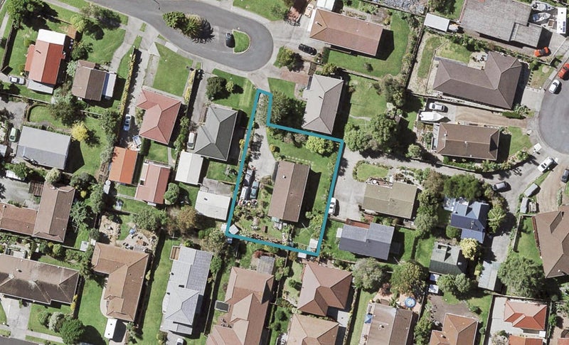 7 Struan Place, Highland Park, Auckland - Carousel 1