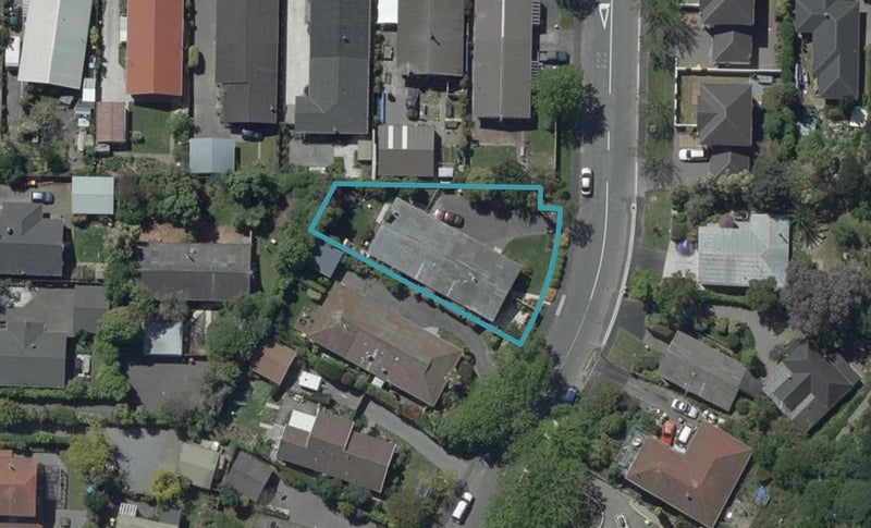 2/4 Parklands Drive, Huntsbury, Christchurch - Carousel 1