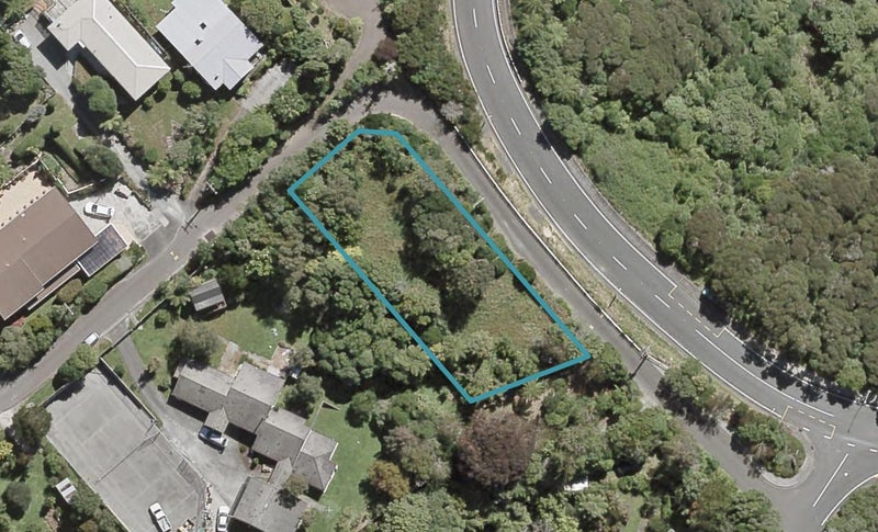 38 Belmont Terrace, Belmont, Lower Hutt - Carousel 1