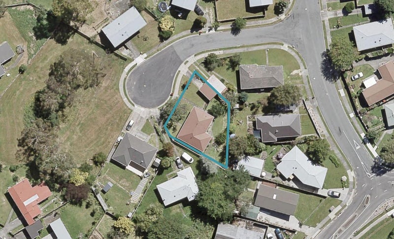7 Speargrass Grove, Timberlea, Upper Hutt - Carousel 1