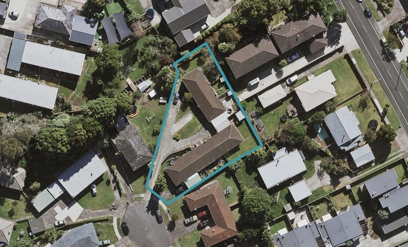 1/8 Hooker Place, Papatoetoe, Auckland - Carousel 1
