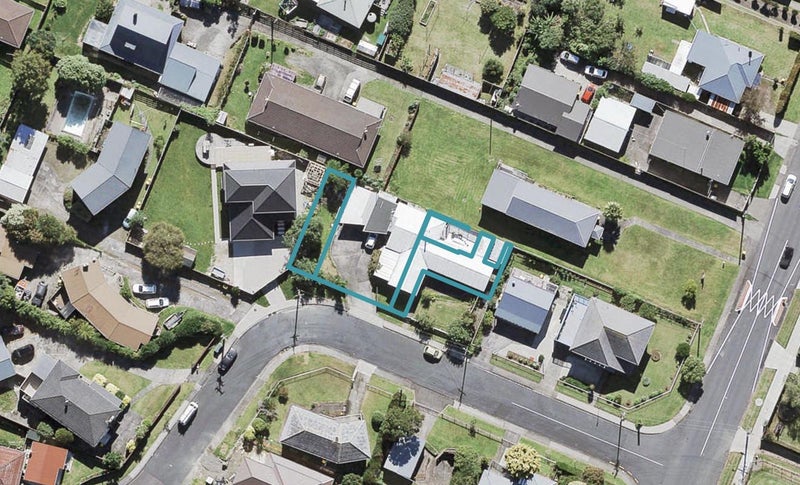 3F Scanlen Terrace, Kelston, Auckland - Carousel 1