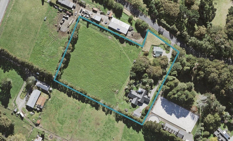 26 Moontide Road, Kumeu, Kumeu - Carousel 1